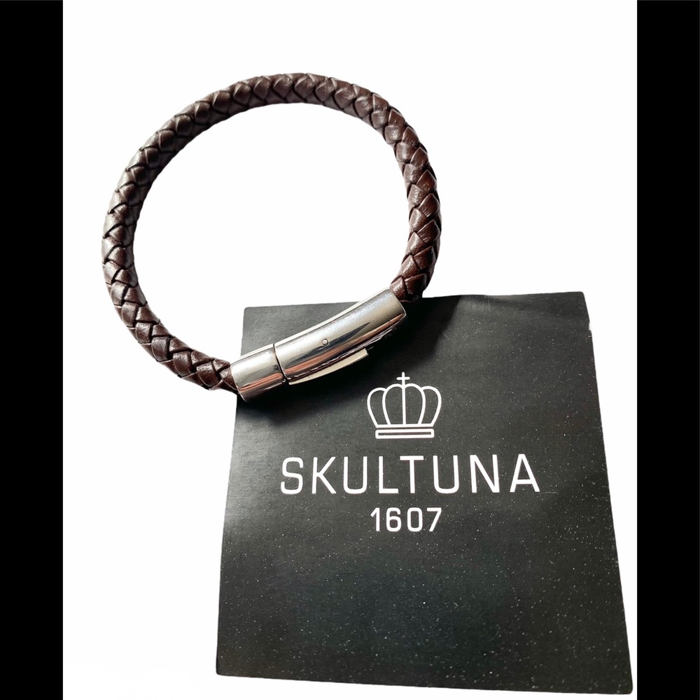 Skultuna Stealth Wide Leather Bracelet- Unisex
